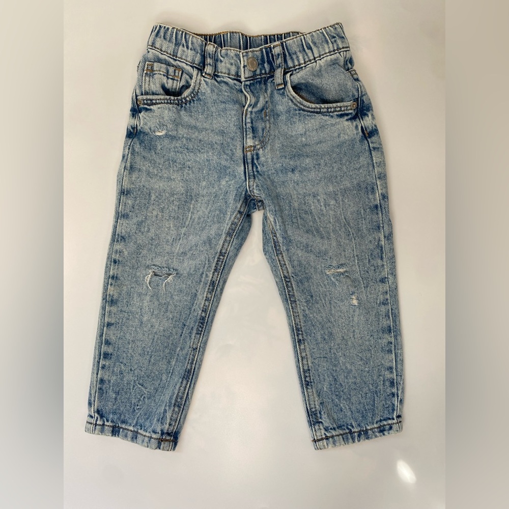 Zara Boys Distressed Jeans size 2-3T